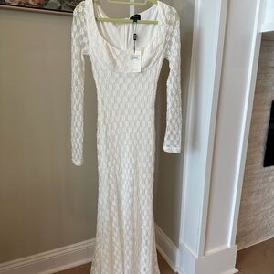 Bardot White Lace Long-Sleeve Maxi Dress